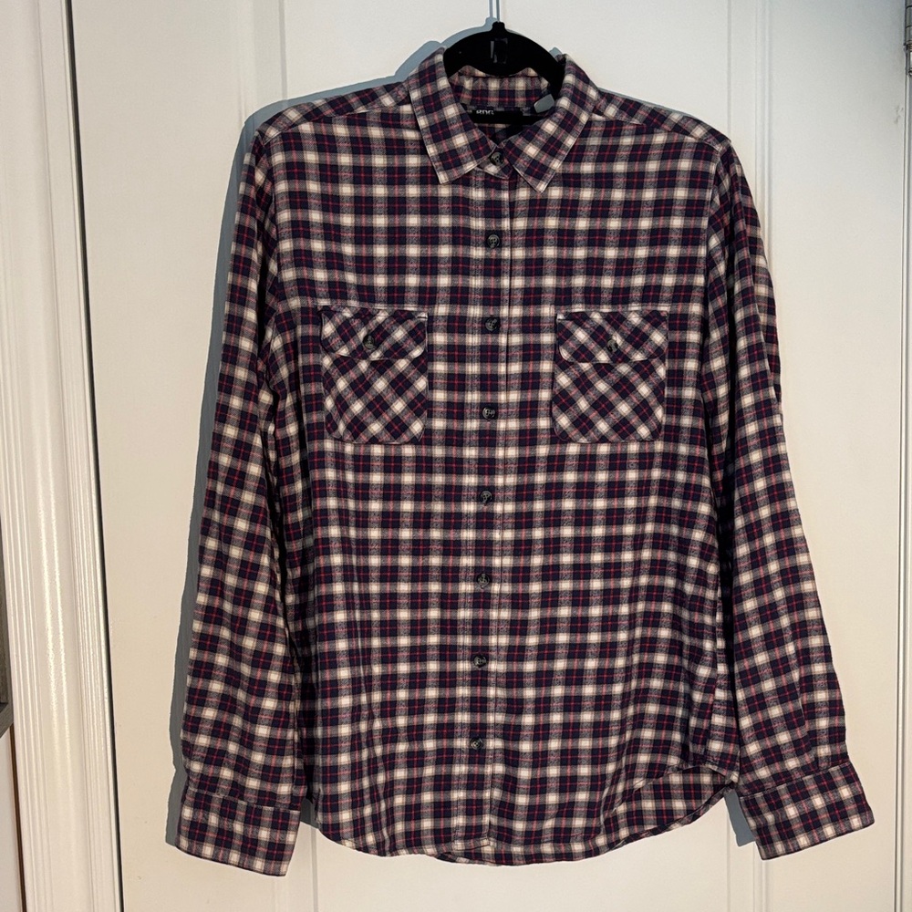 Casual Plaid Button-Down Shirt - Purple and White